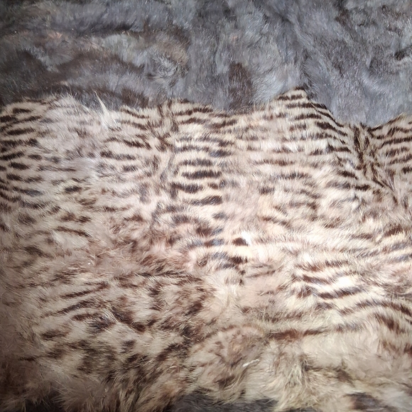 MultiColor Dyed Fur Cape - Picture 5 of 13